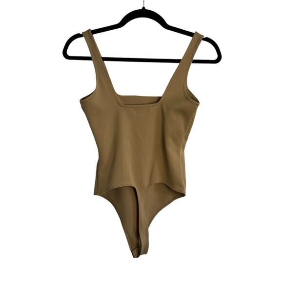 Good American Scuba Modern Tank Thong Pecan Bodysuit - Picture 5 of 8